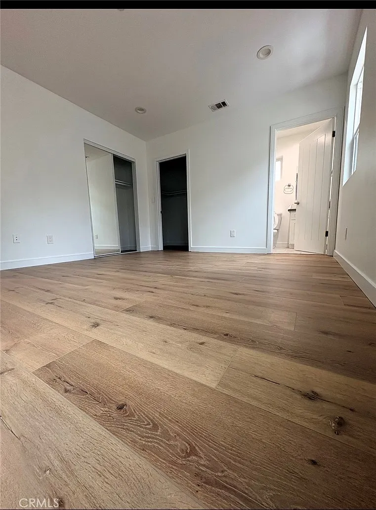 3 bed, 1278 sqft, $3,395 — Photo 3