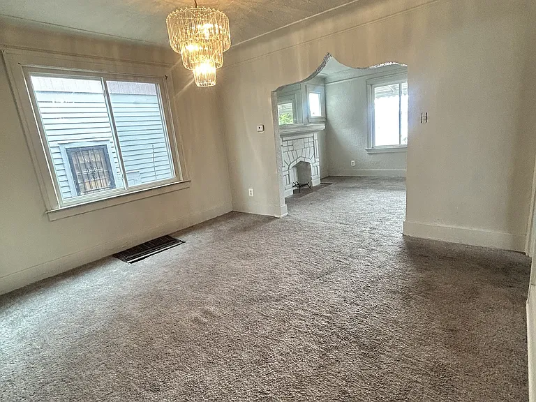 15708 Cherrylawn St #1 — Photo 6
