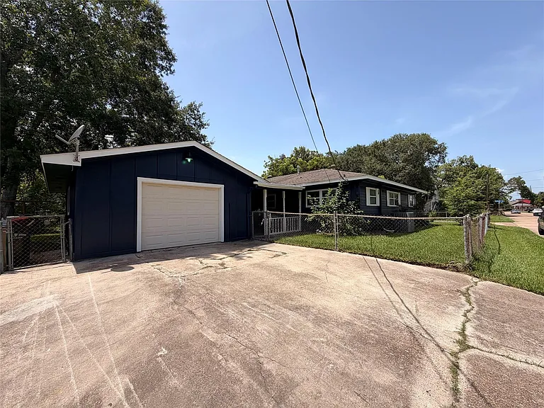 607 Pearl St — Photo 5
