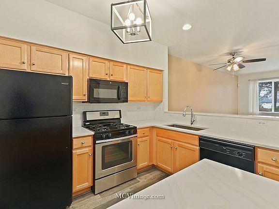 4th image of 3075 Kentshire Cir #3075