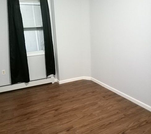 2nd image of 150 Euclid Ave #1