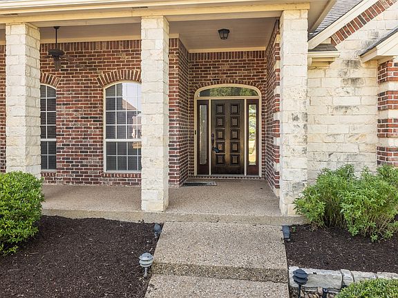 4th image of 270 Stone Mountain Rd