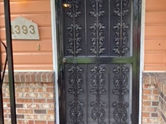4th image of 1393 Gold Ave