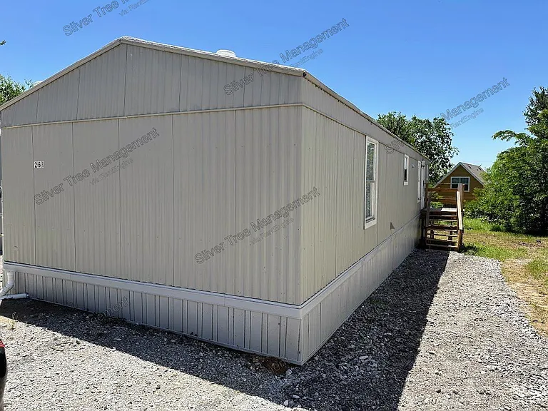 266 Lark Meadow Dr #B — Photo 1
