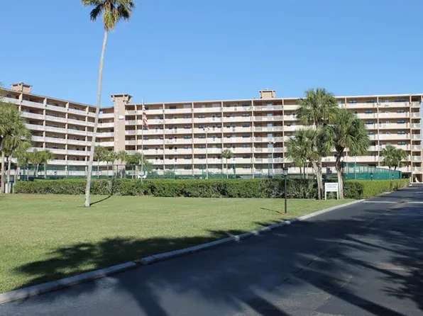 19451 Gulf Blvd #Penthouse 3, Indian Shores, FL 33785
