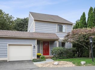 223 W Lyon Farm Dr #223, Greenwich, CT 06831
