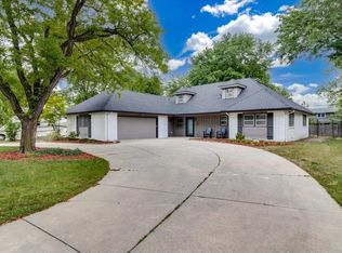 720 N Stratford Rd, Wichita, KS 67206