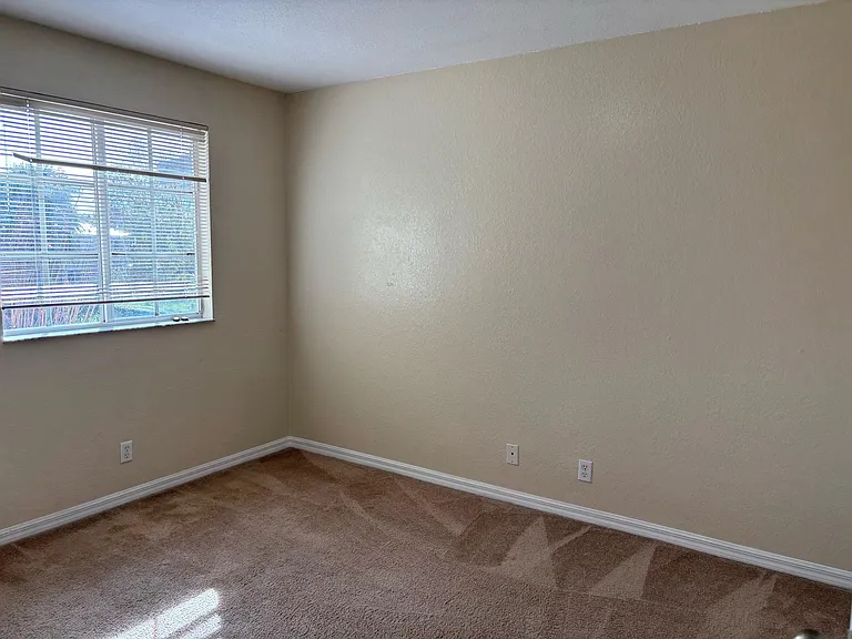 5330 SE Mitchell Ln — Photo 15