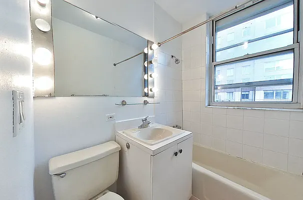 Rented by Platinum Properties | media 8