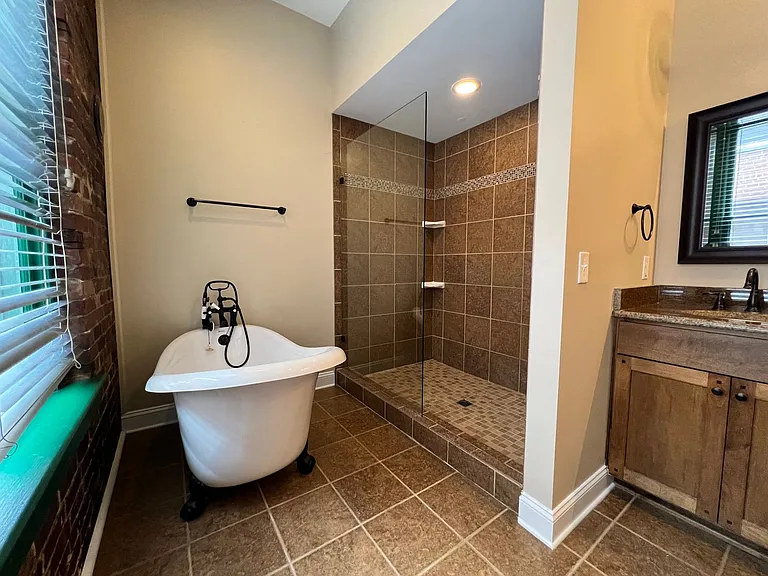 301 Market St SE — Photo 26