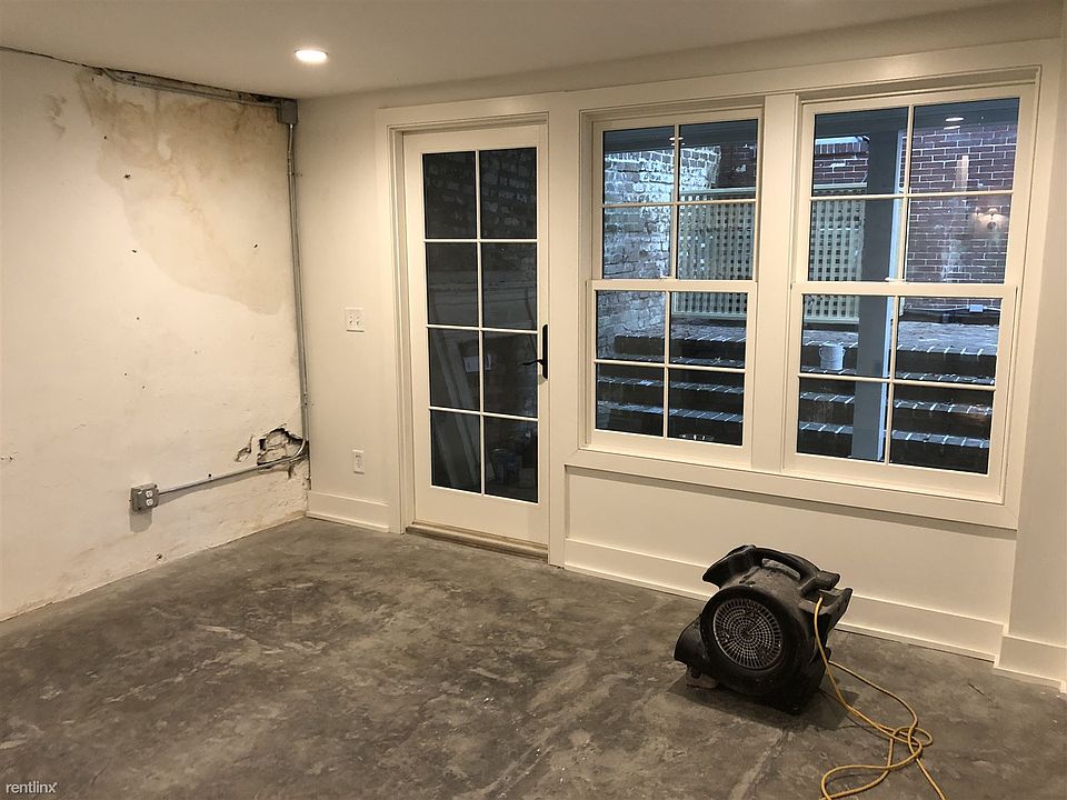 Access to private courtyard/patio just off the Master bedroo