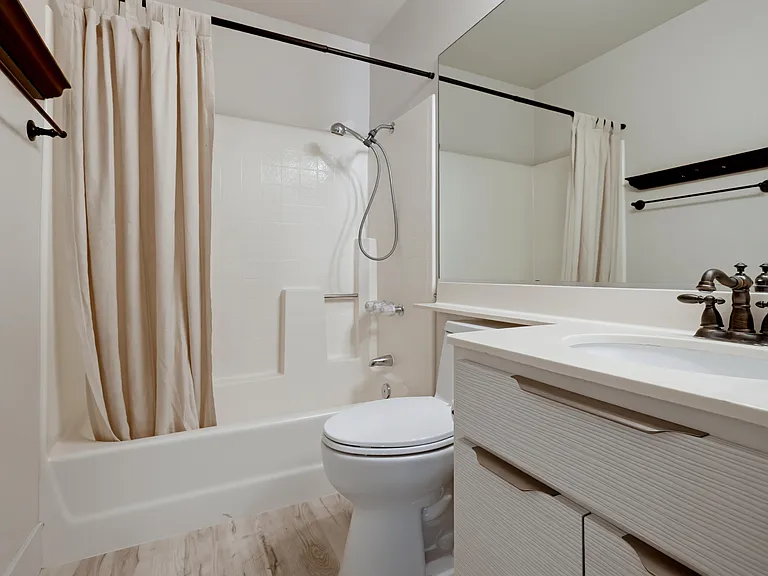 27529 Serena — Photo 41