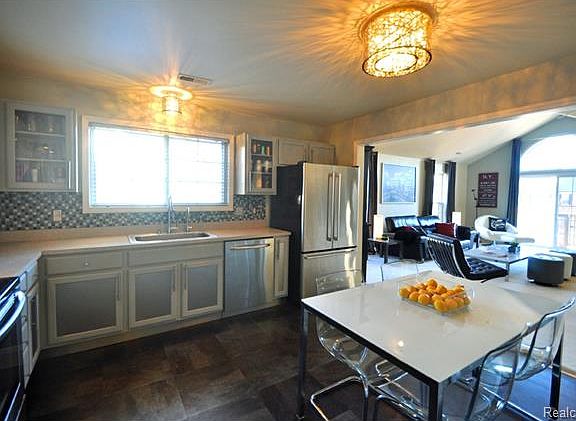 2nd image of 28089 Carlton Way Dr #1