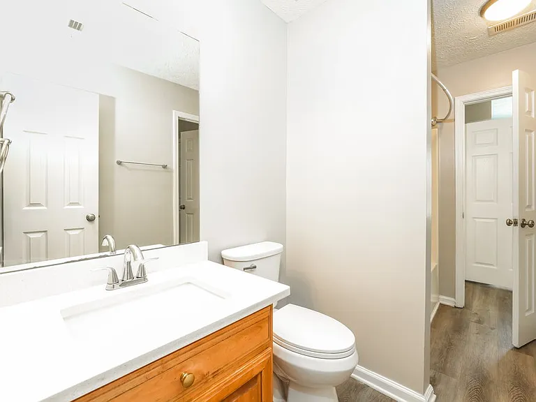 25 Collins Trce — Photo 15