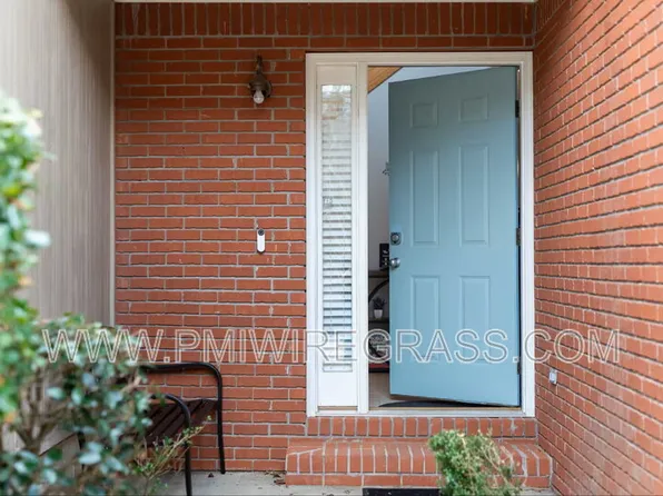 208 Foxchase Ln, Enterprise, AL 36330