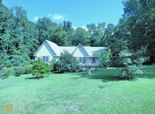 40 Oak Leaf Dr, Stockbridge, GA 30281