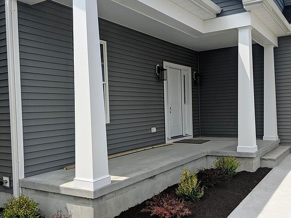 5th image of 22888 Deep Creek Dr