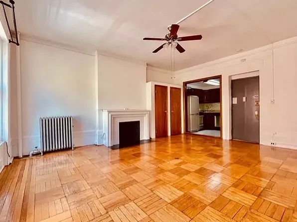 304 West 107th Street image 1 of 7
