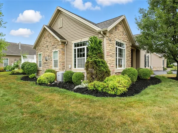 5088 Cheshire Glen Rd, Canandaigua, NY 14424