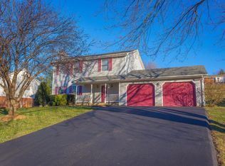2414 Olde Salem Dr, Salem, VA 24153