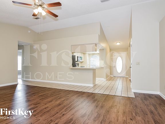 4th image of 3818 Forest Park Pl