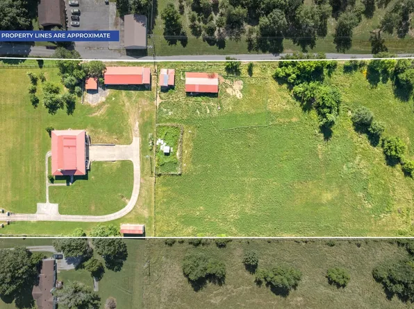 4611 Old Coopertown Rd, Greenbrier, TN 37073