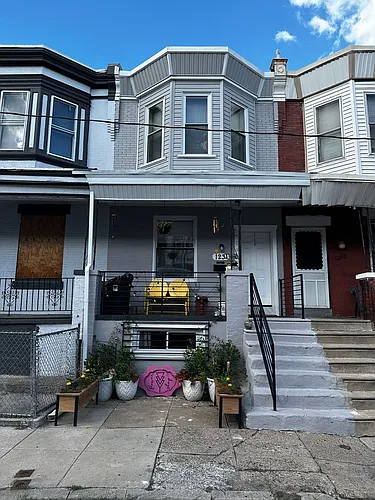1231 S Peach St Photo 1