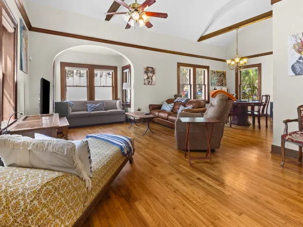 204 NE 3rd Ave #Id1359117p, Gainesville, FL 32601