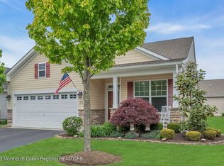 34 Comtois Rd, Manalapan, NJ 07726