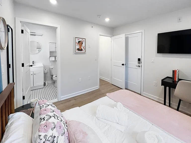 3814 Hamilton St #D — Photo 18