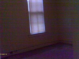 323 S Adams St, Burlington, IA 52601