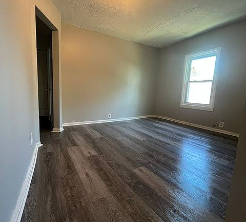 5th image of 39 1st St #11508088