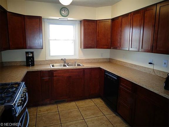 5th image of 38849 Courtland Dr