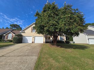 3729 Harrisburg Dr, Fayetteville, NC 28306