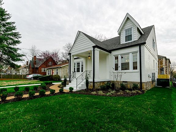3rd image of 1219 Villa Pl
