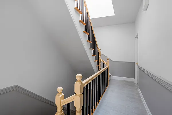 Rented by E Realty International Corp | media 6