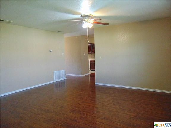 4th image of 2102 Sherman Dr