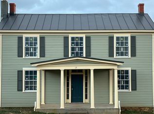 15 Academy St, Berryville, VA 22611