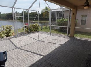 1162 Chinaberry Dr, Weston, FL 33327
