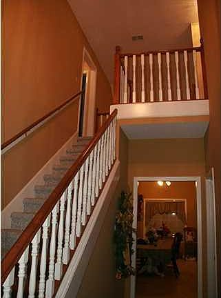 4th image of 9773 Taylor Dr