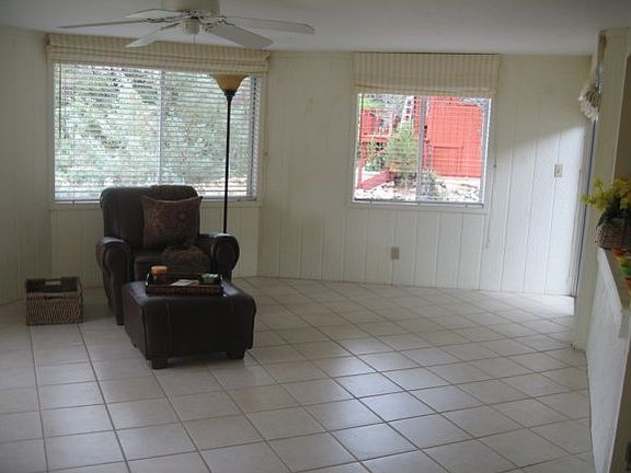 4th image of 311 N Circle P Dr