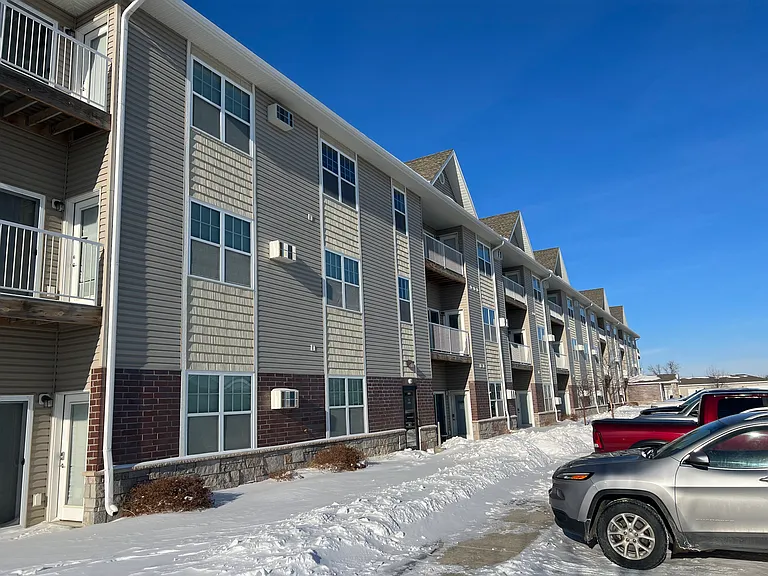 Timber Cove Apartments — Photo 31