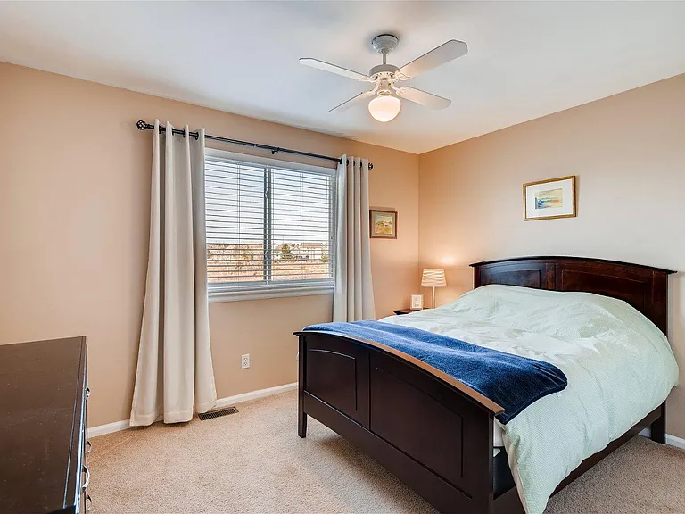 2489 Cove Creek Ct — Photo 18