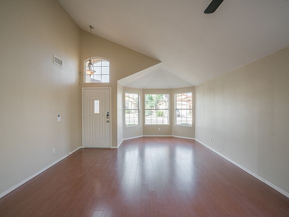 5th image of 9631 W Runion Dr