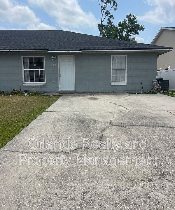 1st image of 765 Lucaya Dr