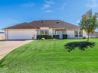 617 Parker Ln, Granbury, TX 76048