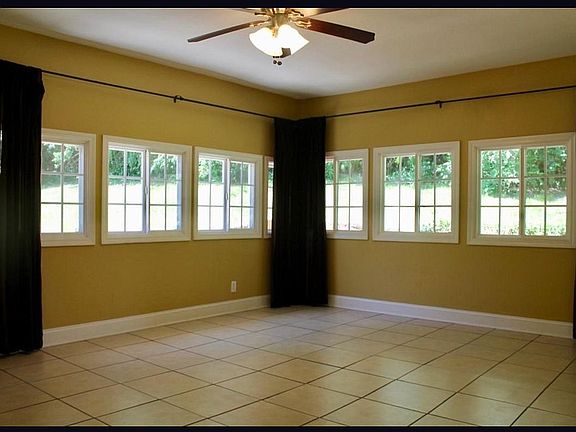 5th image of 3409 Berkley Dr