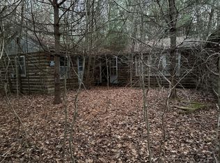 10 Crystal Pond Rd, Woodstock Valley, CT 06282