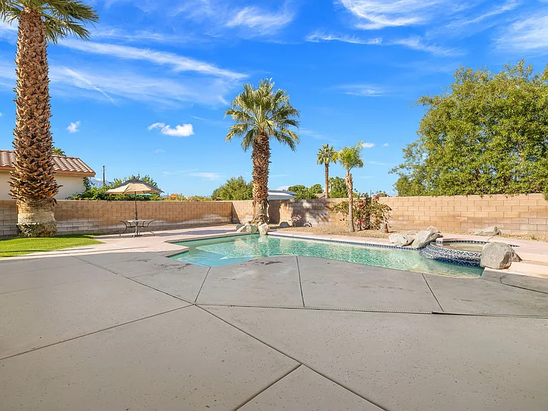 18 Tucson Cir — Photo 38
