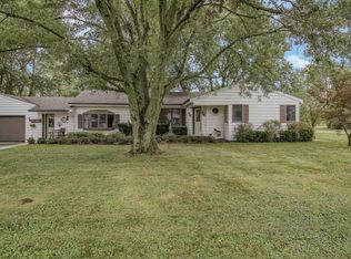2302 Ade Ave, Valparaiso, IN 46383